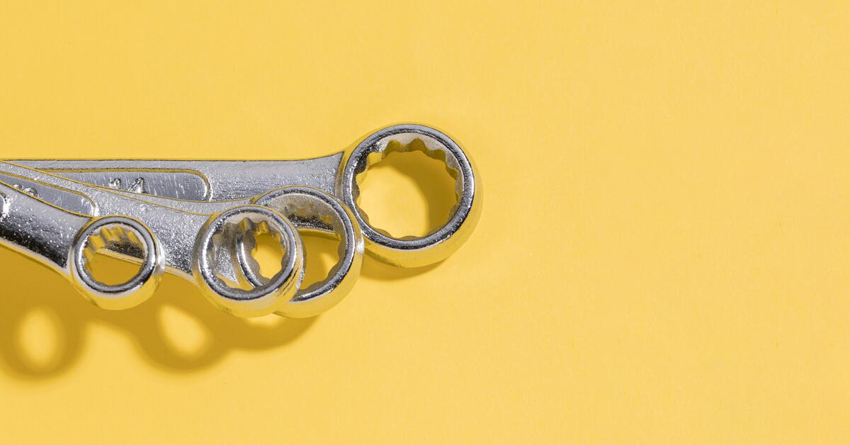 flat-lay-tools-mechanic-ezgif.com-resize flat-lay-tools-mechanic-ezgif.com-resize